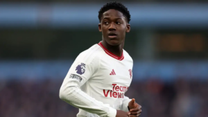 Manchester United secure midfielder jewel Kobbie Mainoo until 2031